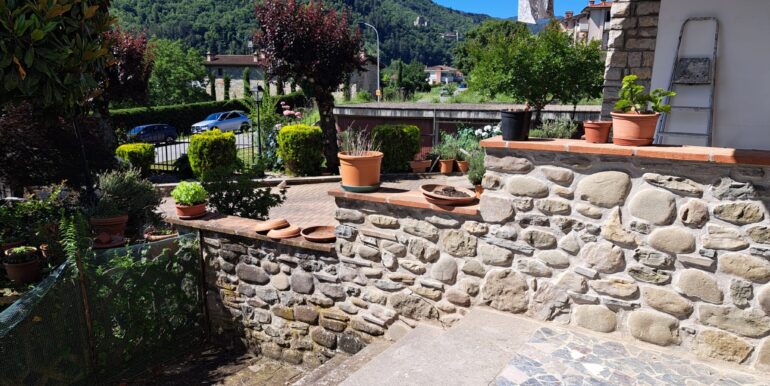 INTERNO (20)