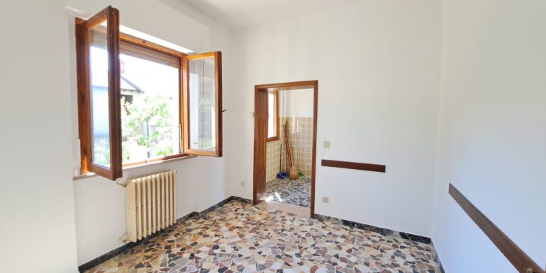 INTERNO (26)