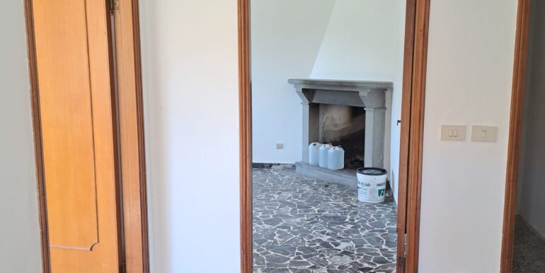 INTERNO (28)