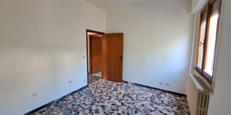 INTERNO (3)